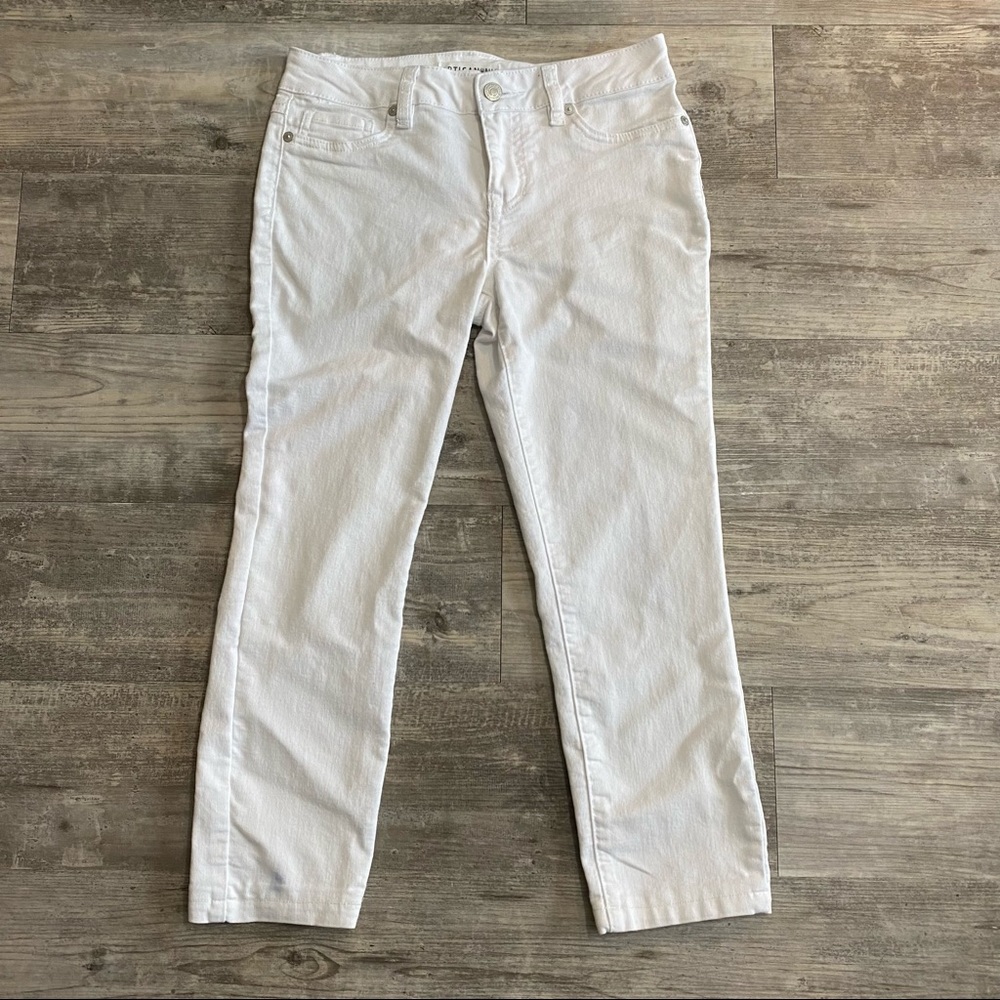 Artisan NY white jeans